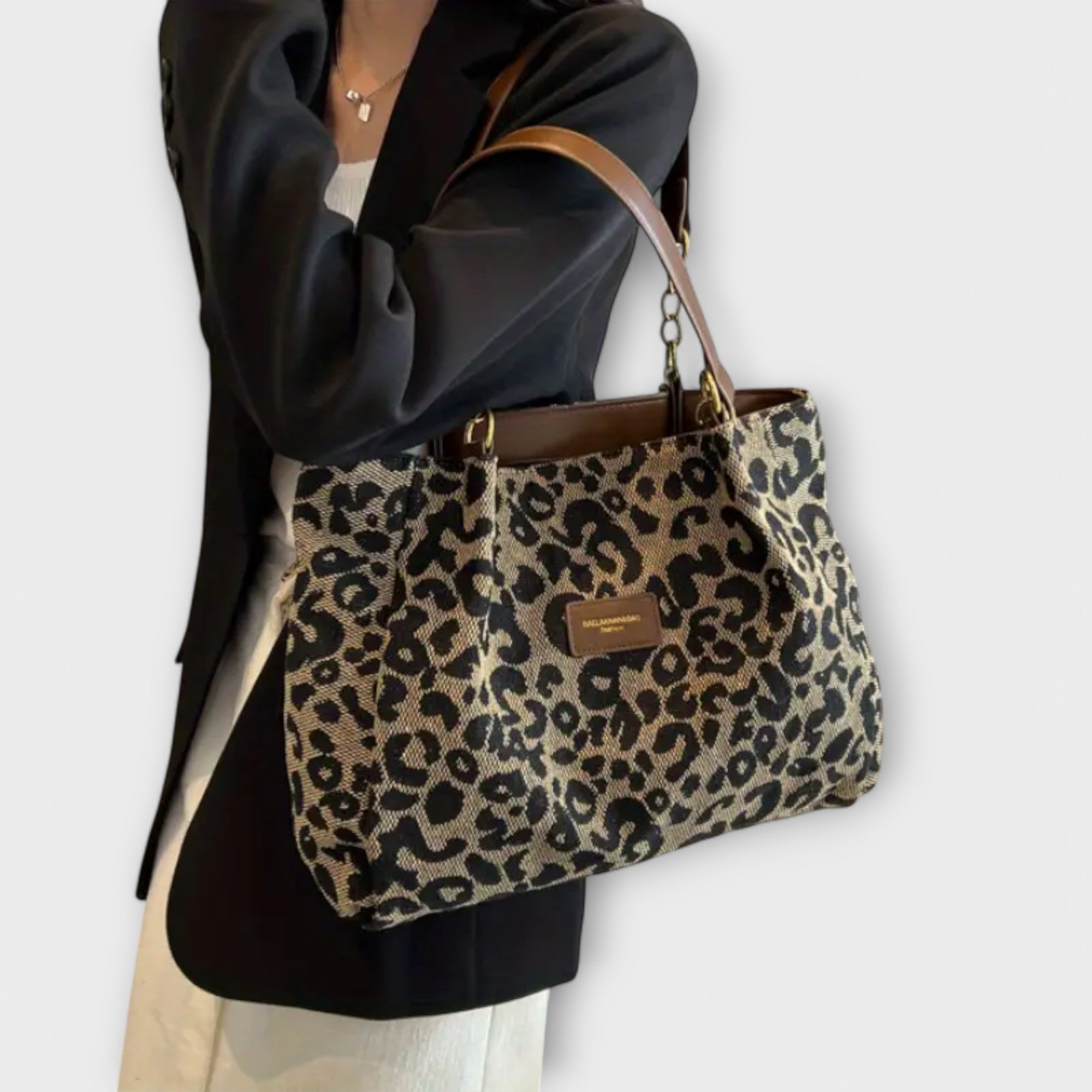 Solvi™ | Chic Shoulder Bag
