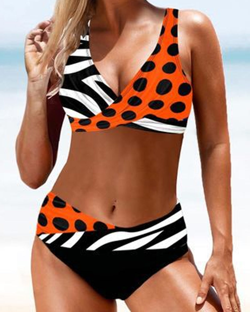 Cordelia | Women's Stylish and Flattering Bikini Set