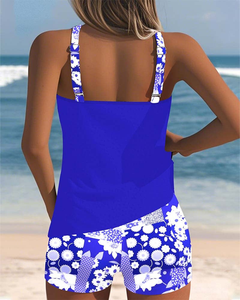 Melanie™ | Floral Two-Piece Swimsuit for a Comfortable Beach Look