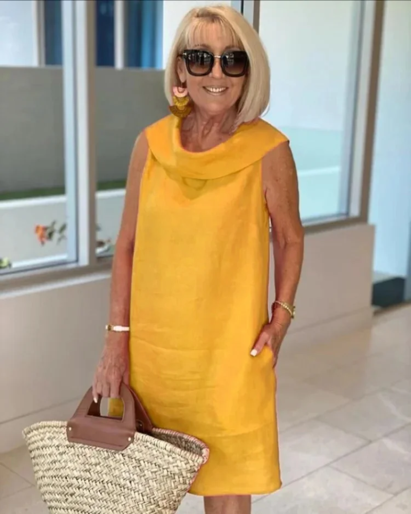 Sherry™ | Elegant Lightweight Dress with Chic Neckline