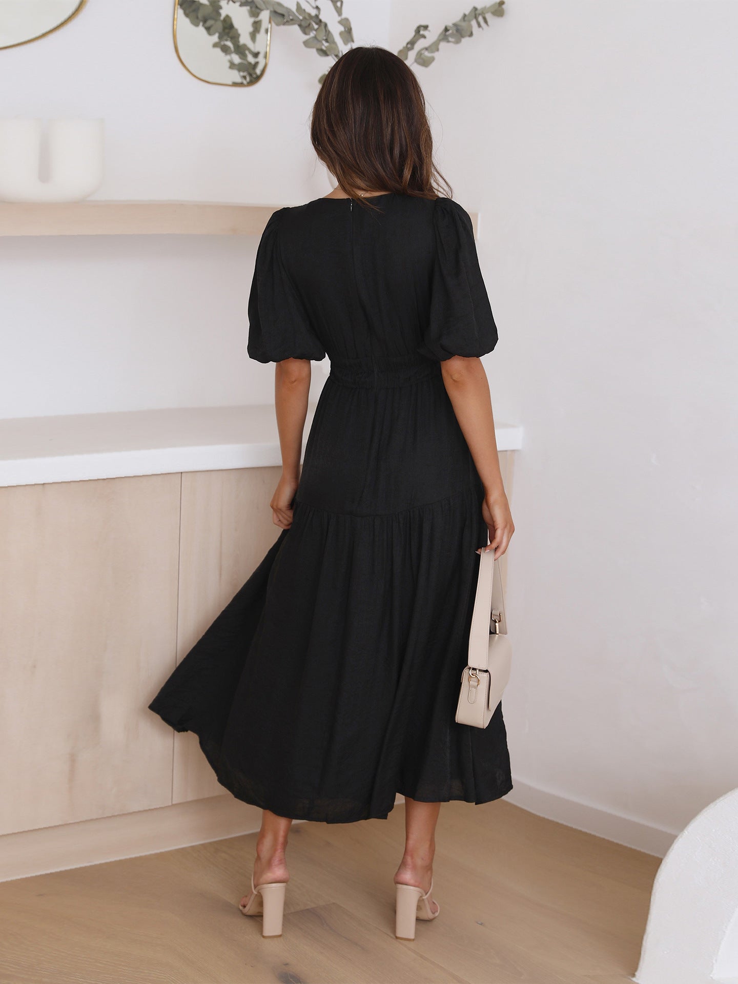 Noelle | Women's Midi Dress with V-Neck and Puff Sleeves Featuring Smocked Waist