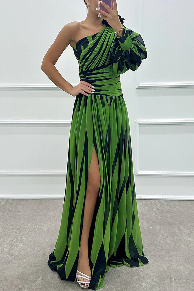 Bonnie™ | Chic Striped One-Shoulder Maxi Dress