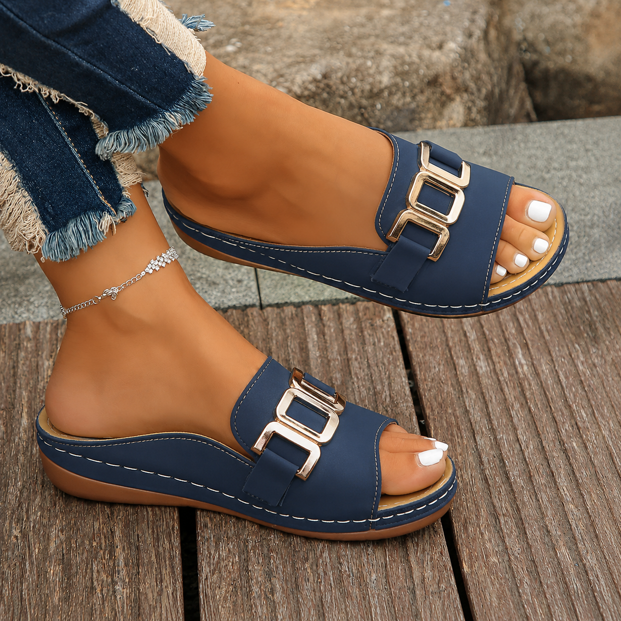 Everly | Women's Adjustable Buckle Sandals with Cushioned Comfort