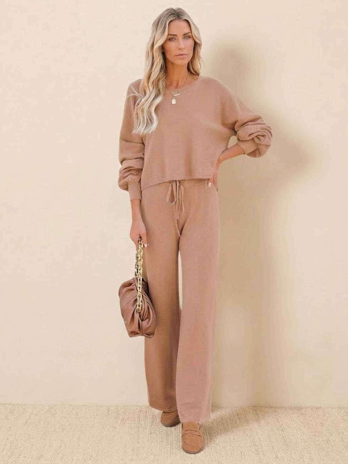 Hailey | Women's Cropped Sweatshirt and Wide-Leg Pants Lounge Ensemble