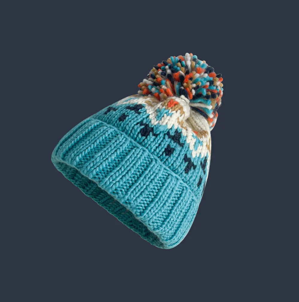 TAMARA™ | Snug Snowflake Pom Beanie