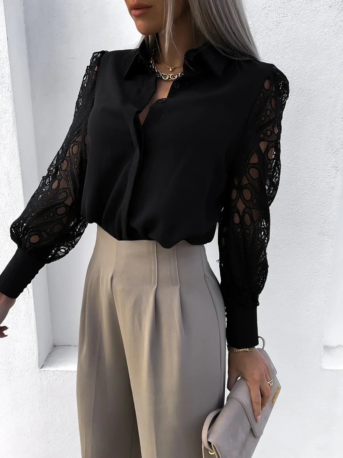 Lily™ | Elegant Blouse with Stunning Sleeves