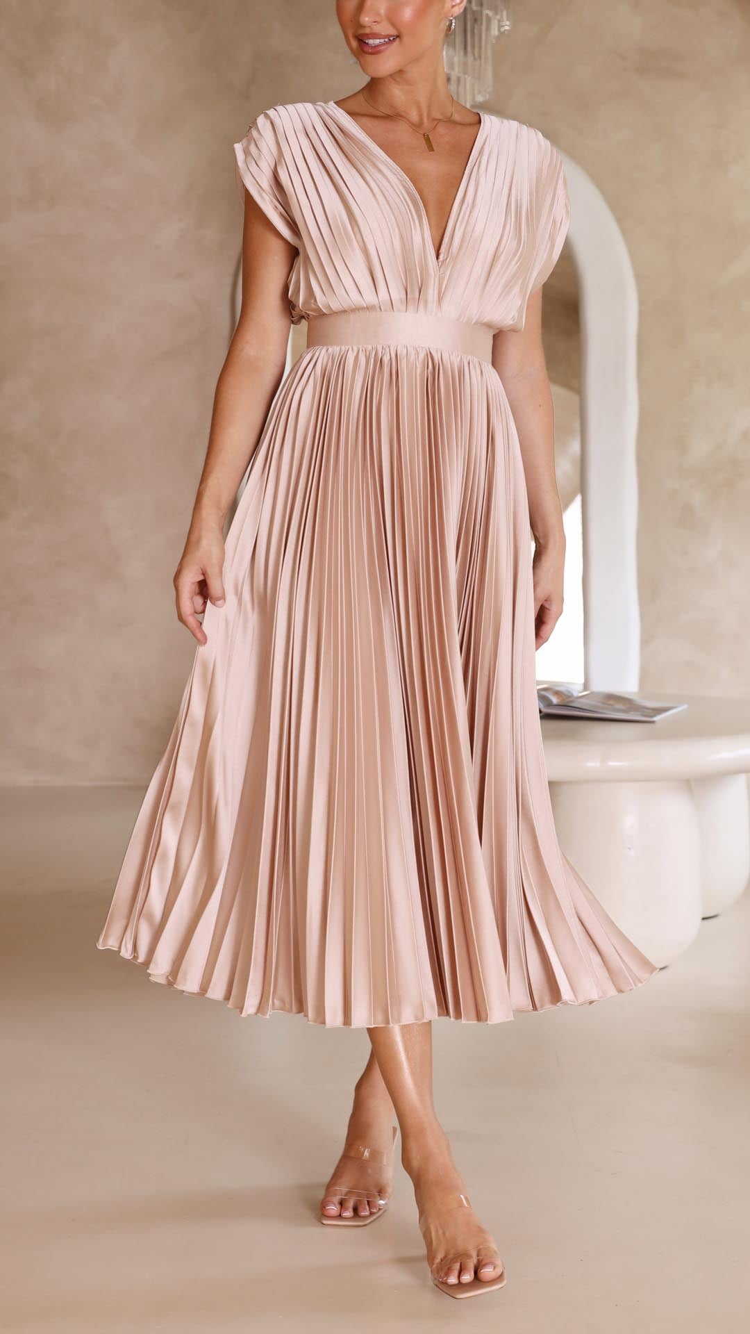 Maria™ | Chic Pleated Maxi Gown