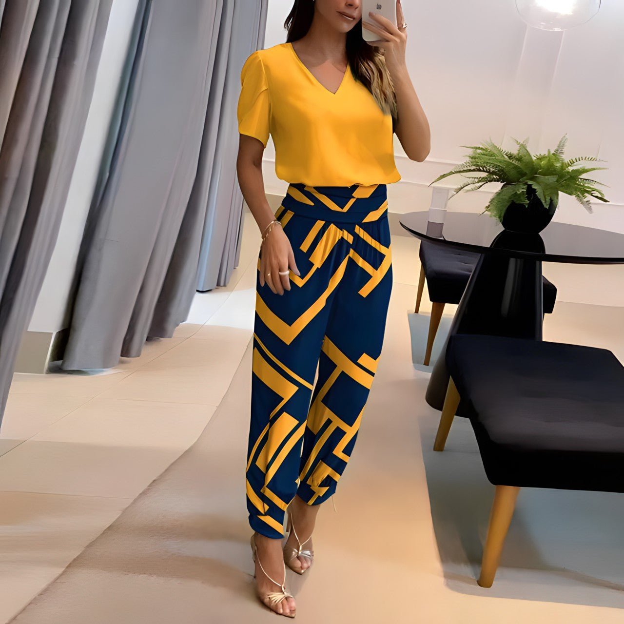 Alexandra™ | Stylish Two-Piece Ensemble
