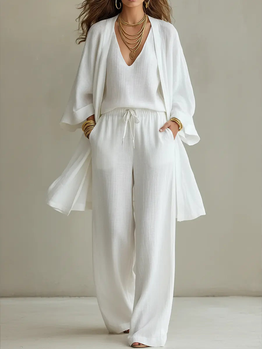 Relaxed Three-Piece Lounge Set