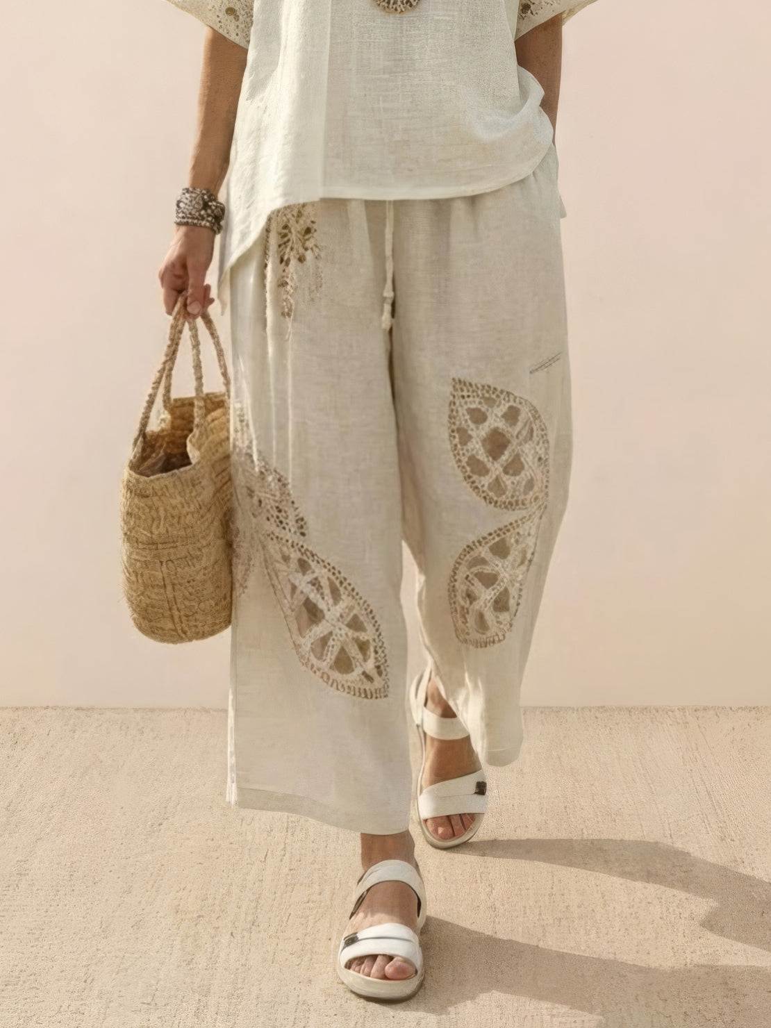 Paloma | Women's Striped Wide-Leg Pants and Tee Set - Casual Two-Piece Outfit