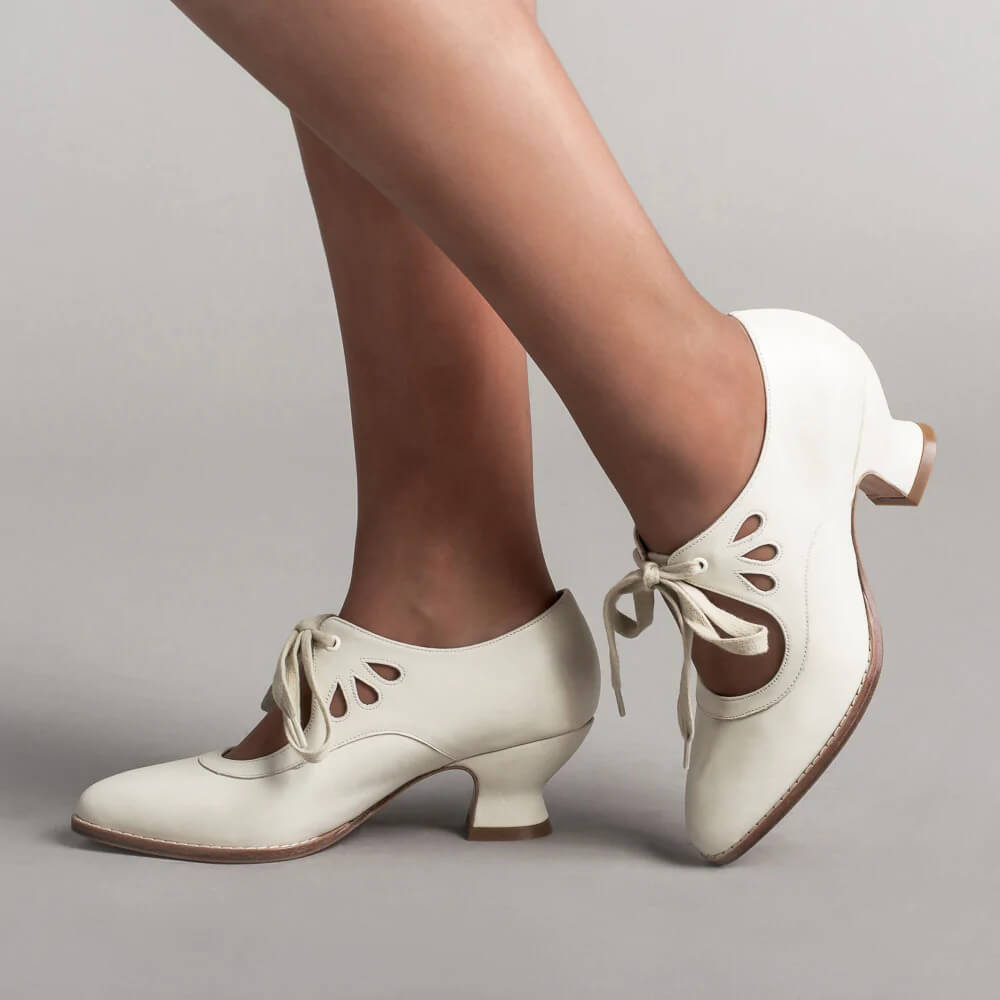 Amelia™ | Retro Pin-Up Style Heels