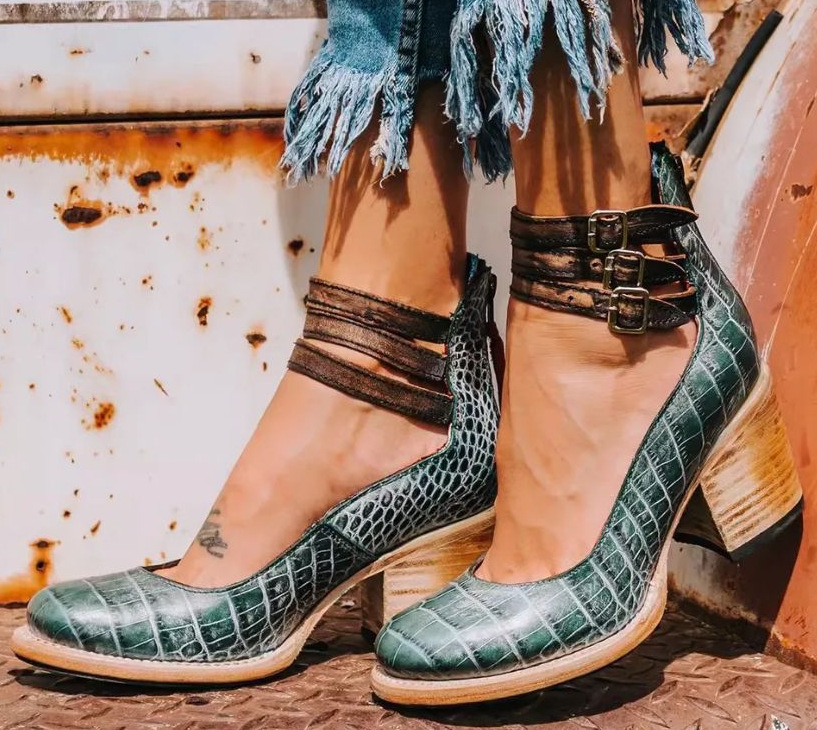 Naturéva™ | Stylish and Cozy Sandals