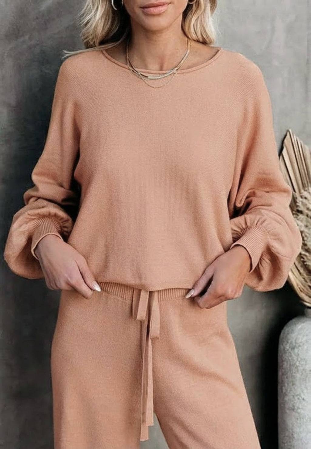 Hailey | Women's Cropped Sweatshirt & Wide-Leg Pants Lounge Ensemble