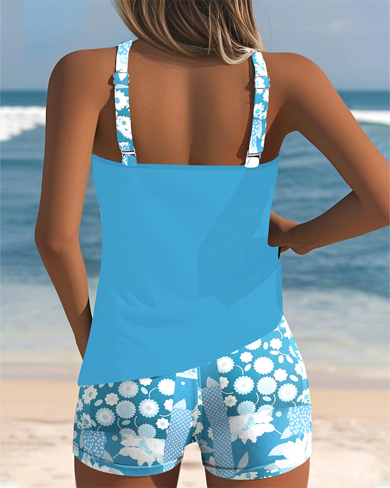 Melanie™ | Floral Two-Piece Swimsuit for a Comfortable Beach Look