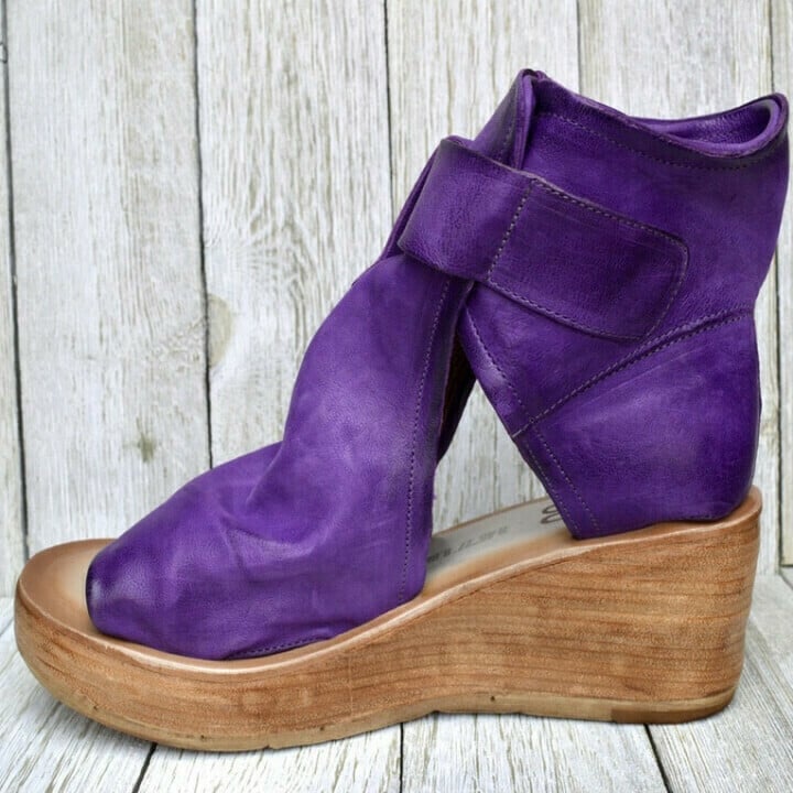 Dawn™ | Boho-Inspired Wedge Sandals with Buckle
