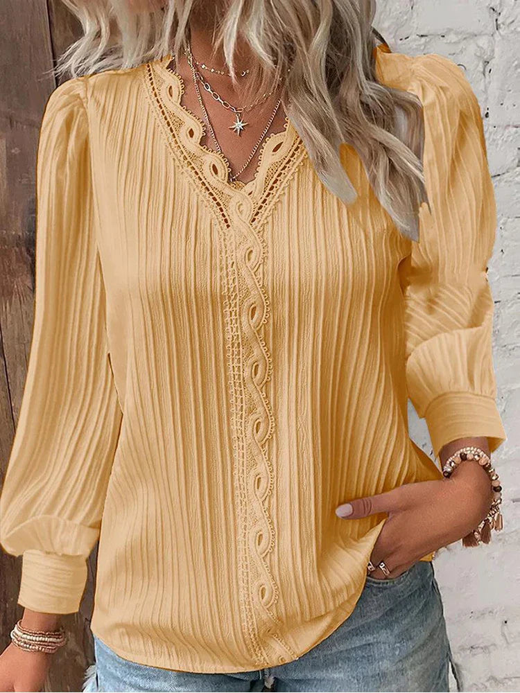 Sam™ | Chiffon and Lace Detail Blouse