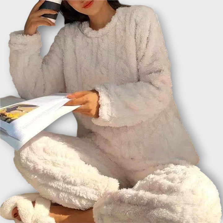 Women’s Relaxed Fit Knit Pajama Set for Everyday Comfort
