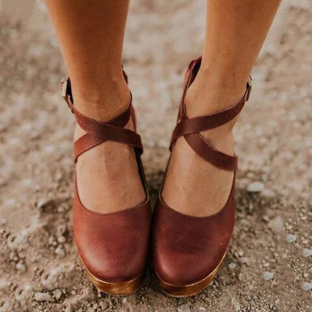 Teresa™ | Chic Closed-Toe Wedge Heels with Ankle Strap