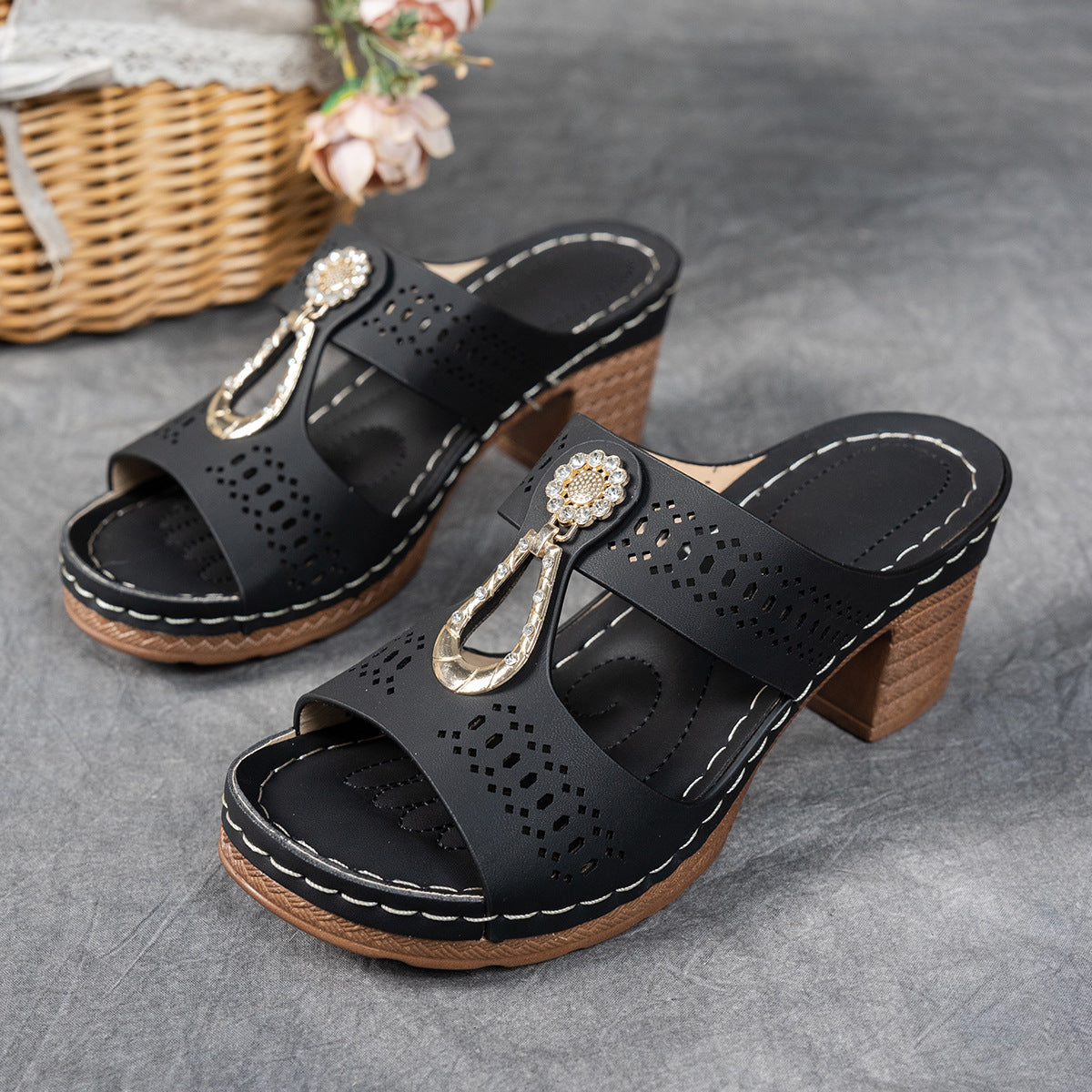 Finley | Women's Rhinestone-Embellished Orthopedic Flat Sandals