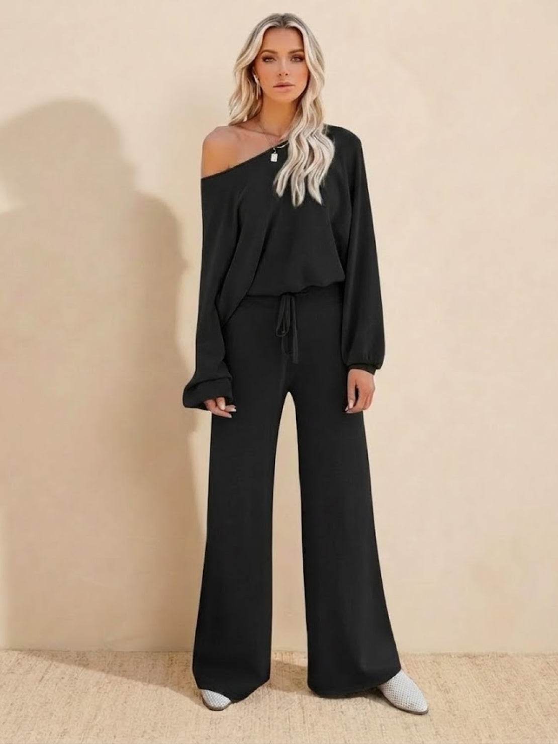 Hailey | Women's Cropped Sweatshirt and Wide-Leg Pants Lounge Ensemble