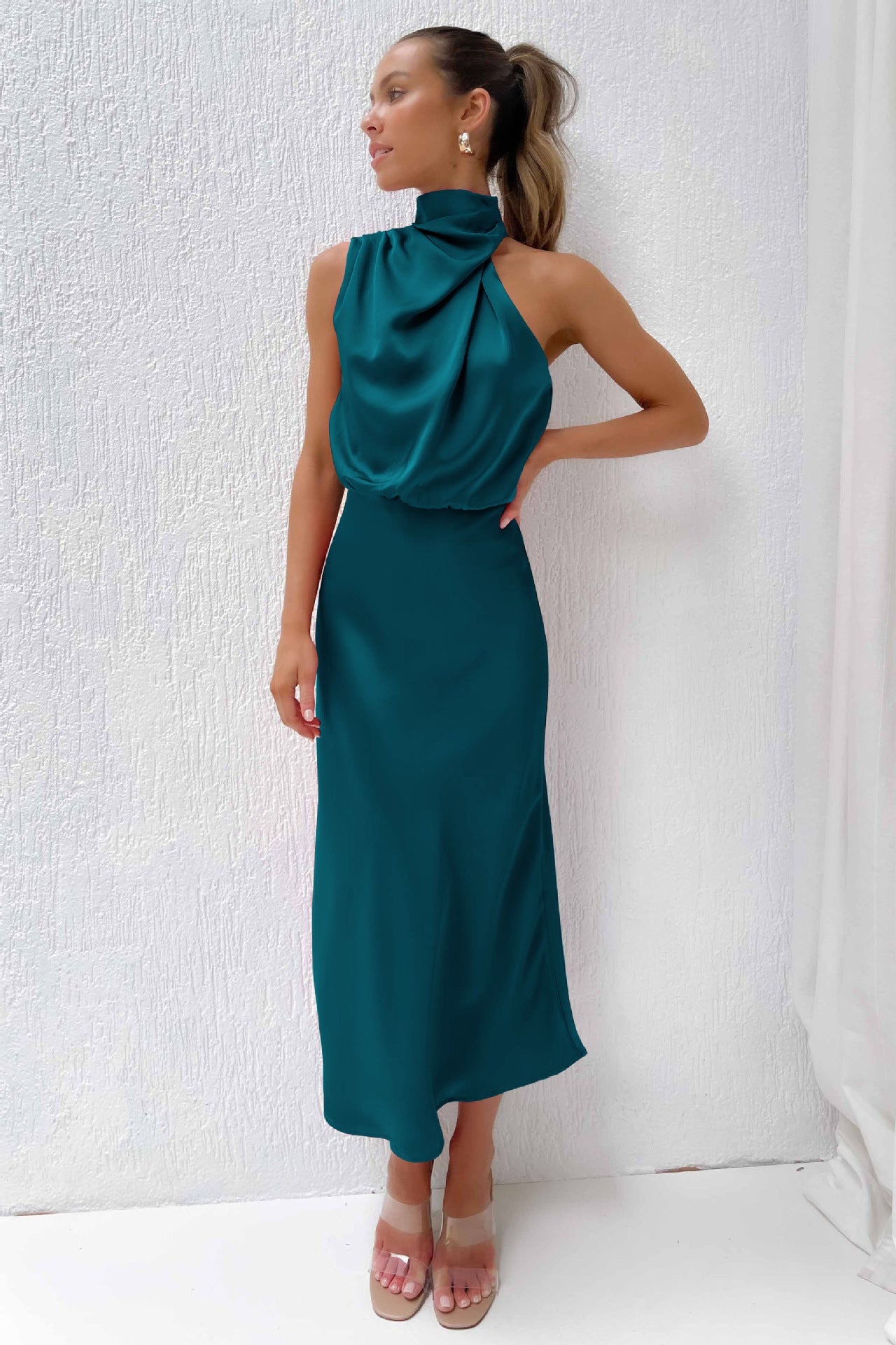 Mariana™ | Sophisticated Halter Evening Gown