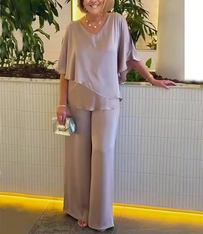 Clarissa™ | Chic Two-Piece Ensemble with Sophisticated Style