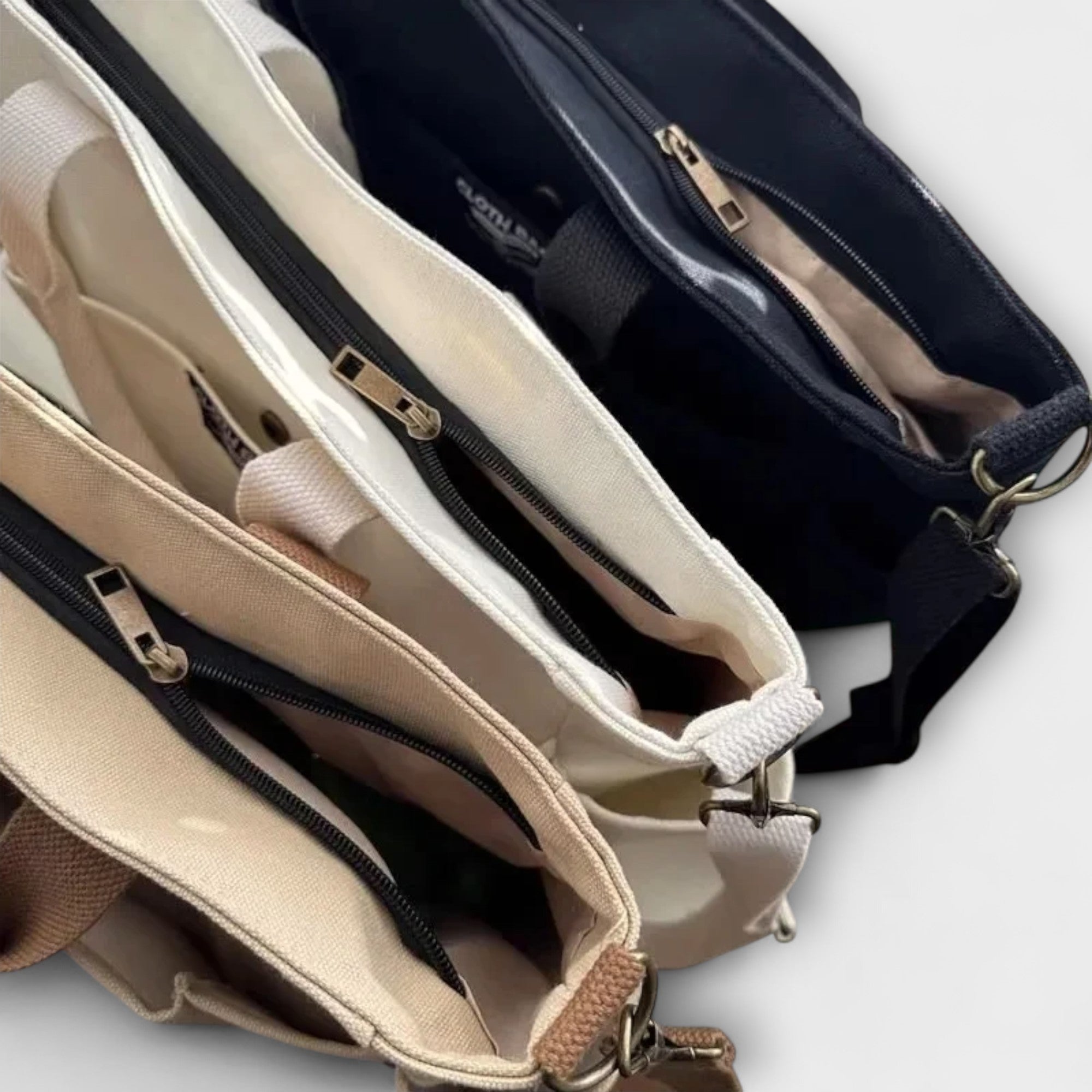 Olivia™ | Chic Shoulder Bag with Functional Elegance