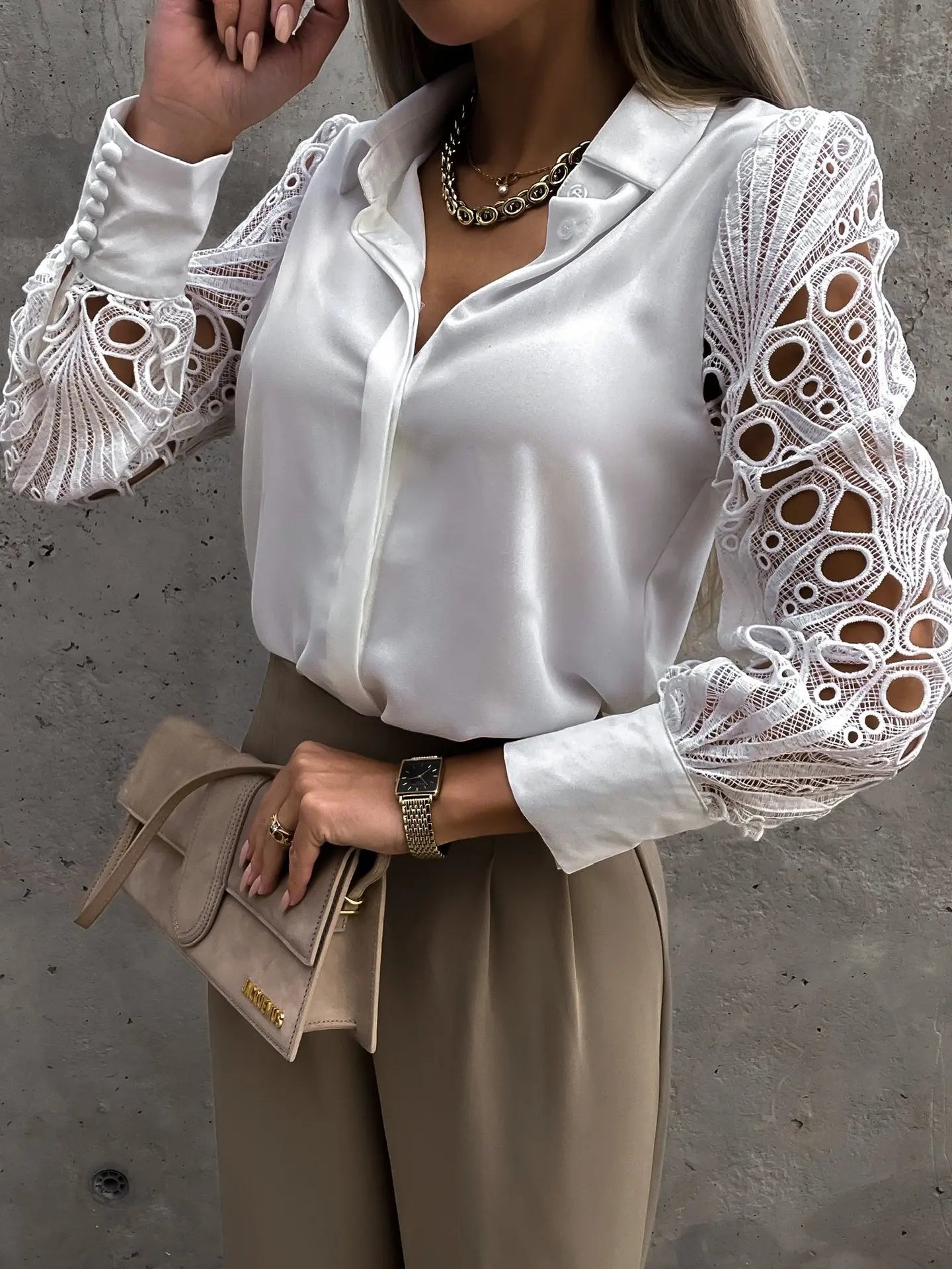 Lily™ | Elegant Blouse with Stunning Sleeves