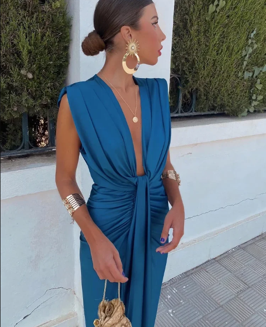 Amelia™ | Elegant Soft Pleated Midi Dress