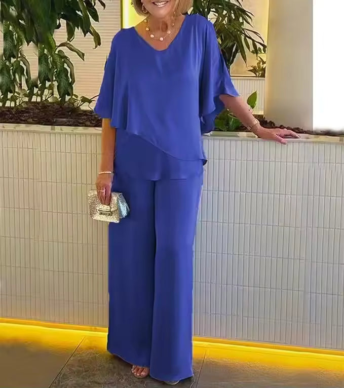 Clarissa™ | Chic Two-Piece Ensemble with Sophisticated Style
