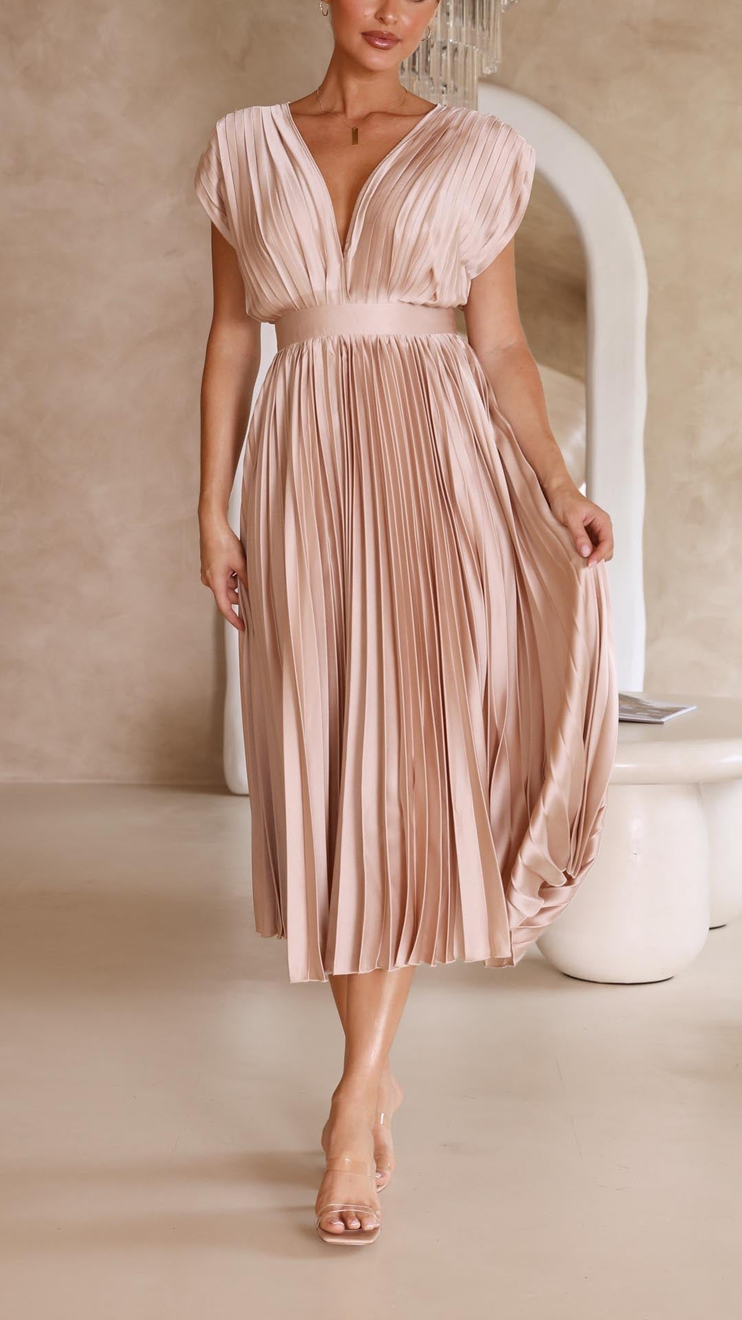 Maria™ | Chic Pleated Maxi Gown