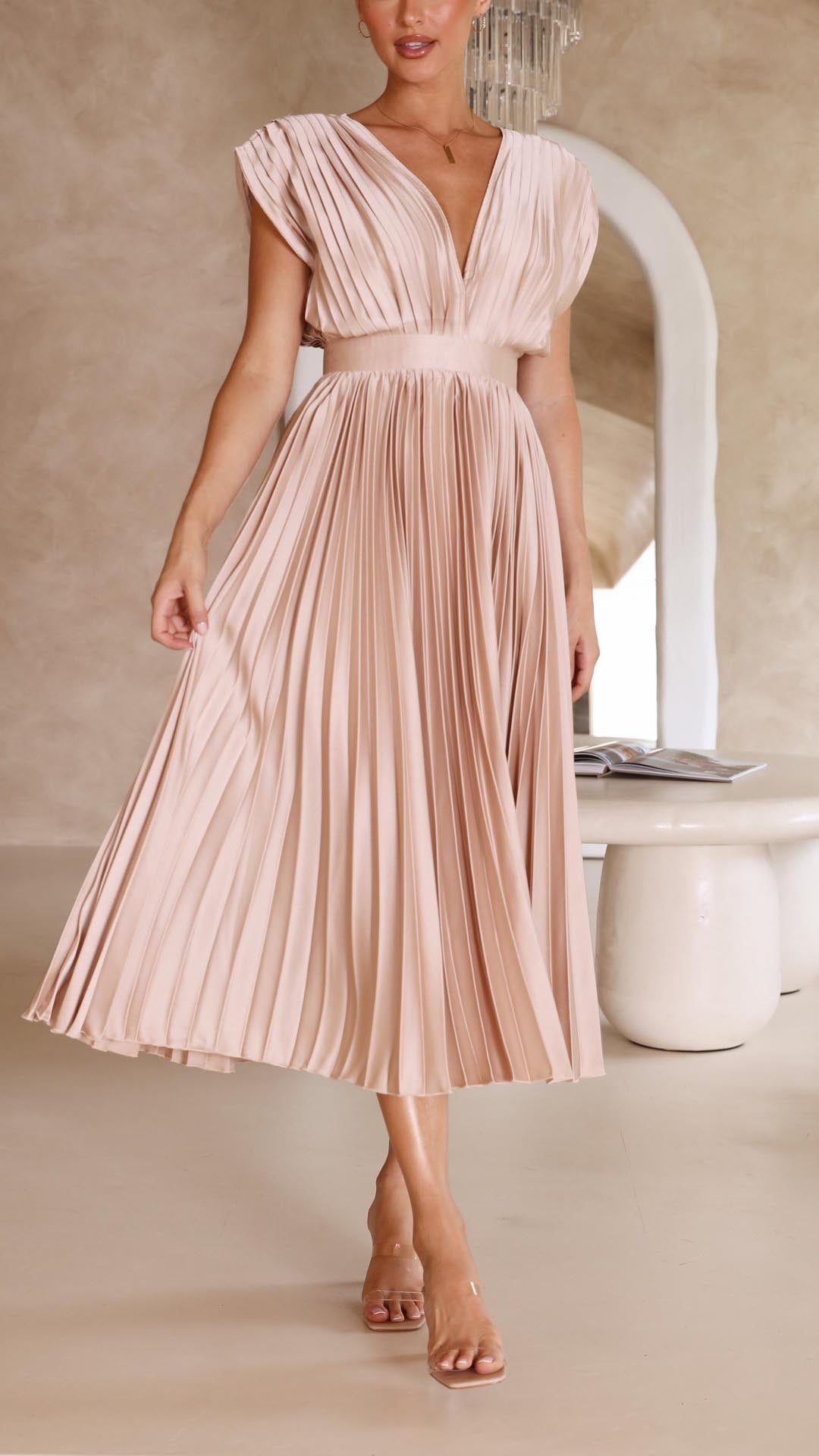 Maria™ | Chic Pleated Maxi Dress