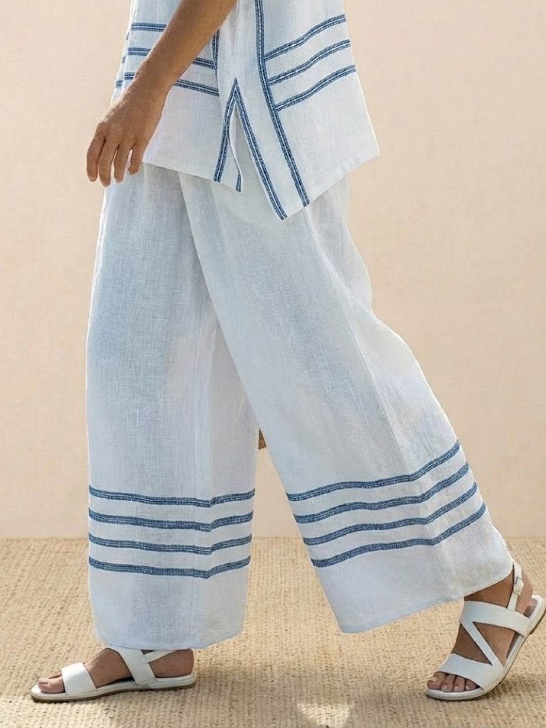 Paloma | Women's Striped Wide-Leg Pants and Tee Set - Casual Two-Piece Outfit