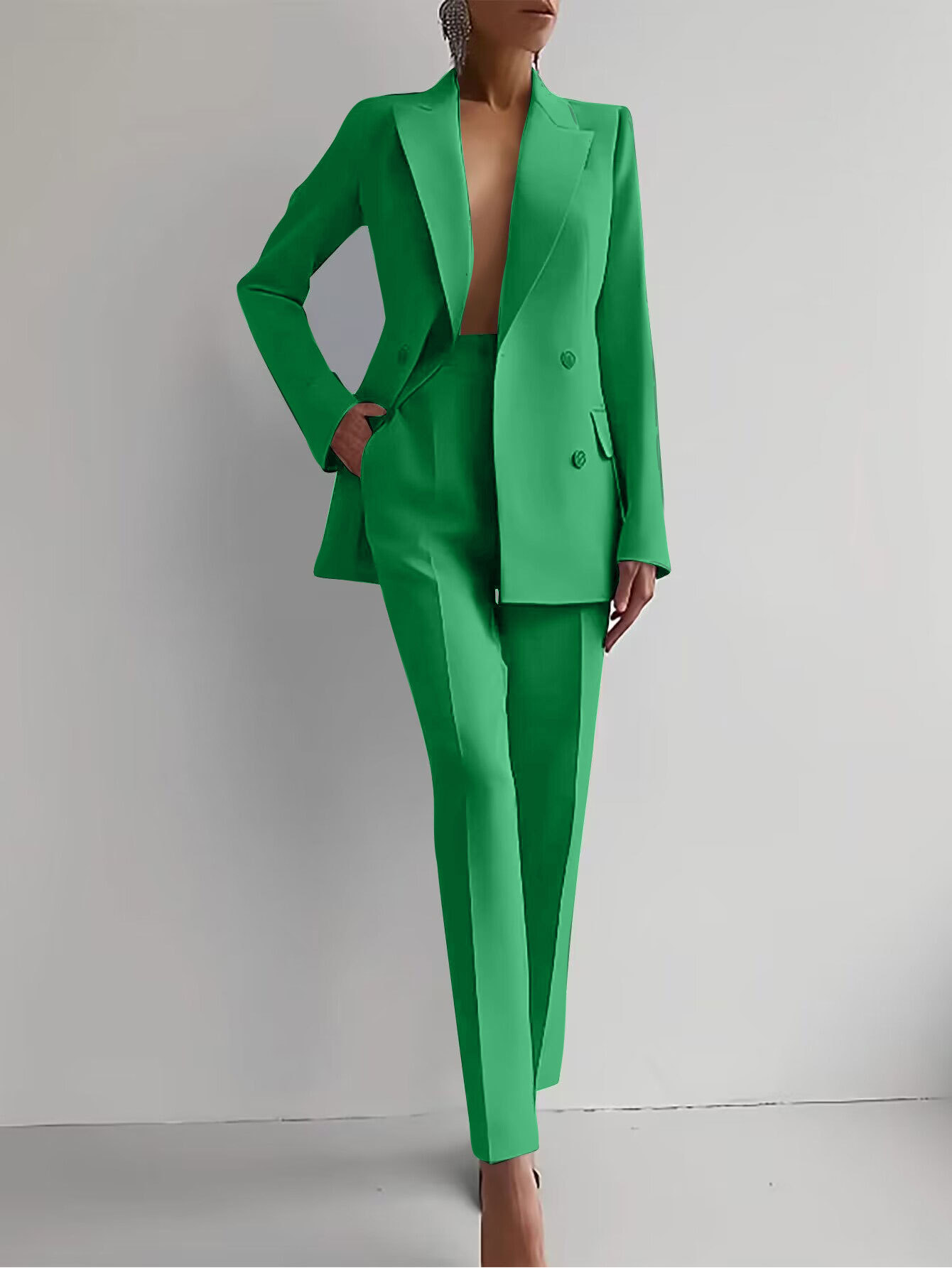 Scarlett | Women's Slim Fit Suit Set with Double Breasted Blazer and Tailored Pants