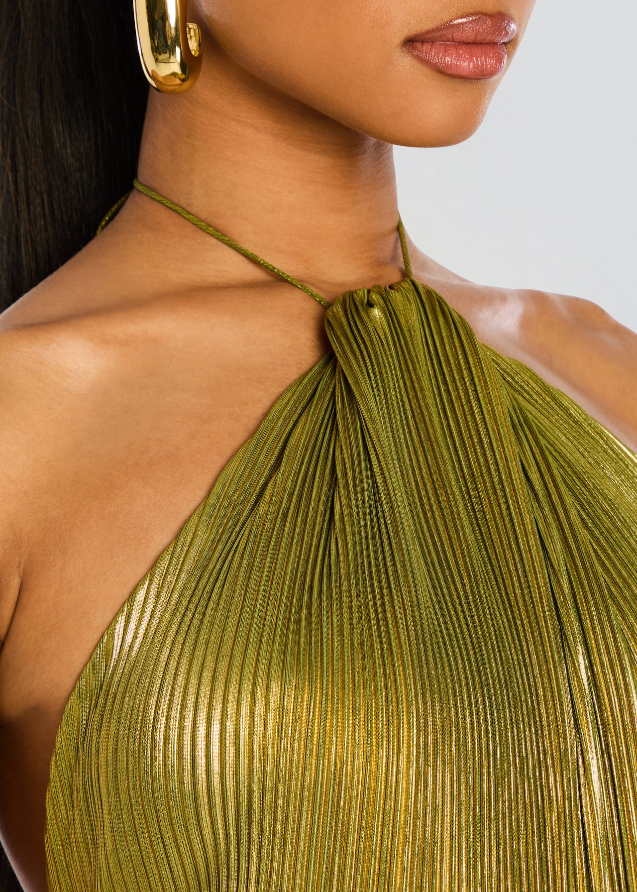 Alana™ | Elegant Long Dress with Alluring Cut and Opulent Finish