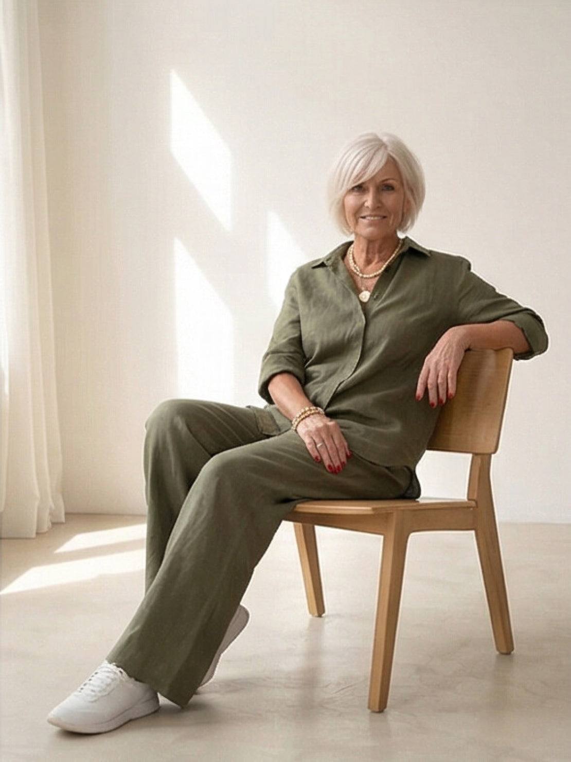 Vivian | Women's Relaxed Button-Up Shirt and Wide-Leg Trousers Ensemble